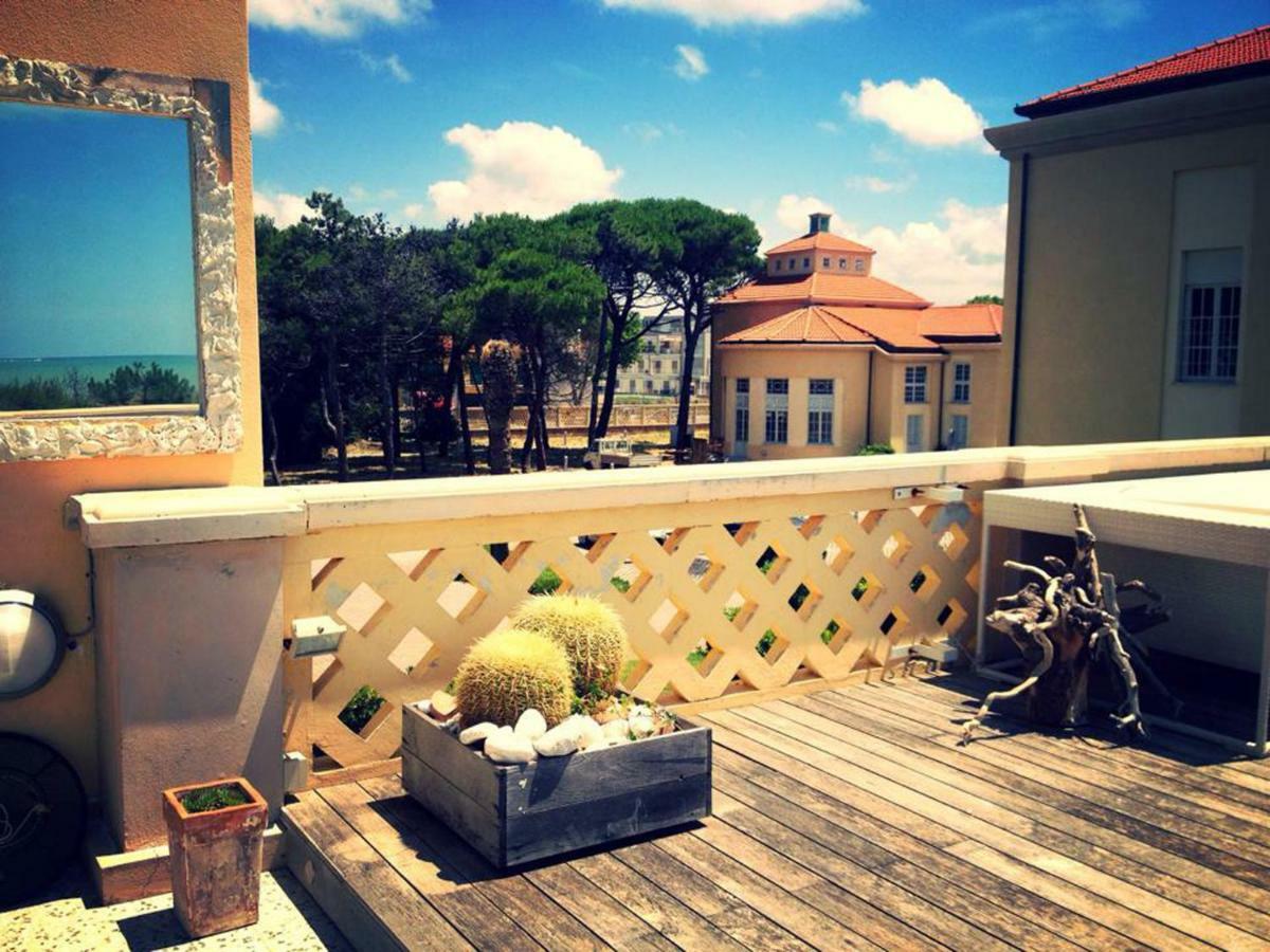 Amazing Sea View Flat Villa Tirrenia Exterior photo