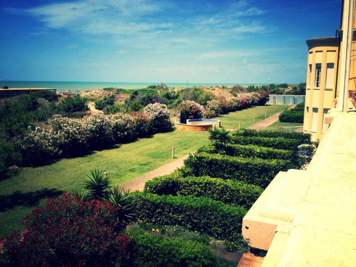 Amazing Sea View Flat Villa Tirrenia Exterior photo